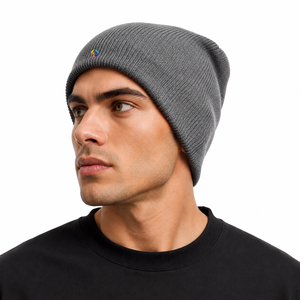 Bonnet pour homme en tissu doux, ajustement sécurisé, couverture chaude et construction en tricot flexible pour les voyages et les promenades hivernales OEM - Product Image 1