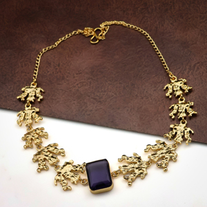 Collier statement en or plaqué 18 carats avec pierre précieuse en quartz améthyste |   Chaîne à maillons en forme de branche plaquée or faite à la main pour femmes, pour mariage - Product Image 5