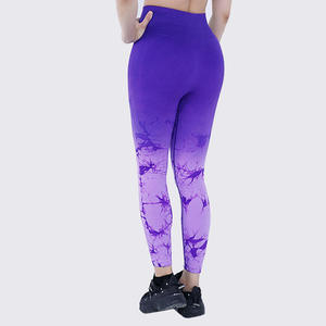 Leggings Deportivos Aoyema, Nuevo Estilo, Sin Costuras, Push-Up, con Logotipo Personalizado, Leggings de Compresión con Efecto Scrunch Butt y Tie Dye para Mujer - Product Image 3