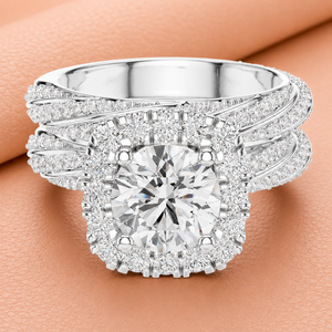 Bague de fiançailles de luxe avec halo de diamants ronds pour femme en or jaune, or blanc et or rose, bijoux de mariée - Product Image 3