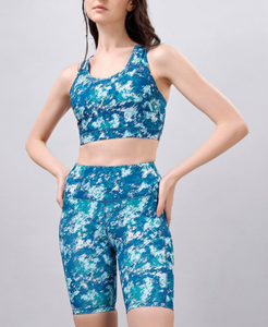 Ensemble de yoga et fitness extensible quadridirectionnel pour femme, comprenant un soutien-gorge de sport sans rembourrage à imprimé abstrait sexy et un short froncé aux fesses, tenue de sport active - Product Image 6