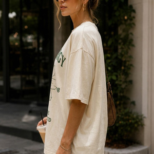 Camiseta de Mujer Casual Oversize con Cuello Redondo, Hombros Caídos, Manga Media, Transpirable, Tejida, con Estampado por Transferencia Térmica, 100% Algodón, 180g - Product Image 4