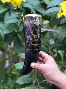 NUEVA Taza de Cerveza Vikinga Hecha a Mano de Alta Calidad 2026, Cuerno de Búfalo Natural con Patrón Navideño, Ecológica y Artesanal - Product Image 6