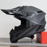 Nouveau Casque de Motocross et Motoneige Léger en Fibre de Carbone Noir Mat avec Boucle Magnétique et Anneau en D, Modèle ECE 22.06 Personnalisé pour Homme 2026