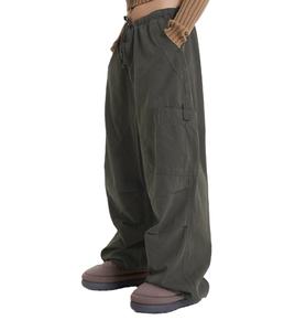 Pantalones Cargo Color Caqui para Mujer, Cintura Alta, Corte Holgado, Pierna Ancha, Bolsillos, Color y Logotipo Personalizables, Casuales, Transpirables y Elásticos - Product Image 2