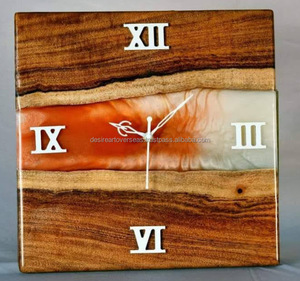 Horloge murale en résine époxy en bois pour la décoration intérieure Utilisation d'art artisanal élégant Décoration de la maison - Product Image 1