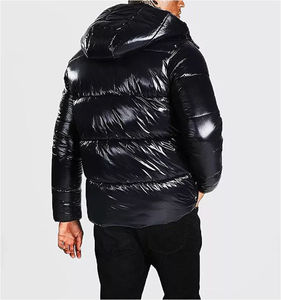 Nouvelle Collection 2026 – Doudoune Homme Oversize Noire Brillante Personnalisée avec Logo – Manteau d'Hiver Matelassé et Rembourré pour Homme - Product Image 5
