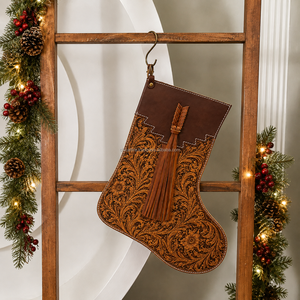 Nouvelle chaussette de Noël en cuir fleuri et gaufré avec franges décoratives, motif cowboy rustique, pour cadeaux et accessoires - Product Image 2