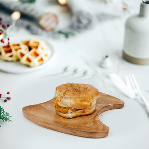 Assiette de service en bois d'acacia naturel plateau en bois sans danger pour les collations au pain salade fête et table à manger à la maison - Product Image 2
