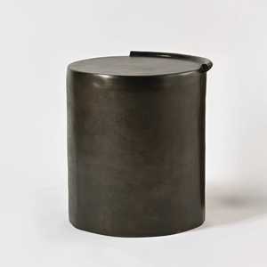 Mesa Consola Minimalista de Metal con Base de Pedestal, Mueble Moderno para Sala de Estar, Diseño Estable, Stock Limitado - Product Image 1