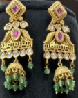Ensemble collier et boucles d'oreilles élégants plaqués or de haute qualité avec pierres en zircon, style classique, pour collection de mariage femme - Product Image 2
