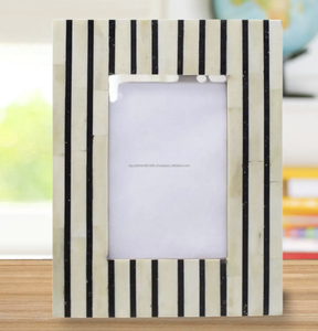 Cadres photo antiques en incrustation d'os fabriqués à la main pour la décoration de la maison d'Inde - Product Image 1