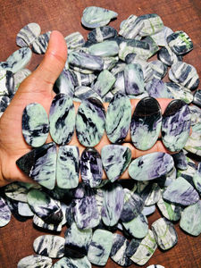 Kammererite Cabochon Formes Mixtes Pierre Libre de Créateur Bleu Naturel Cristal de Kammererite pour la Fabrication de Bijoux Lot en Gros - Product Image 3