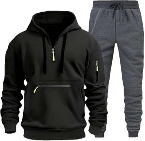 ชุดวอร์มผ้าฟลีซหนานุ่มแบบสั่งทำพิเศษสำหรับผู้ชายและผู้หญิง เสื้อฮู้ดซิป ¼  พร้อมกระเป๋าที่แขน ซิปสีตัดกัน และกางเกงจ็อกเกอร์สีชาร์โคล - Product Image 4