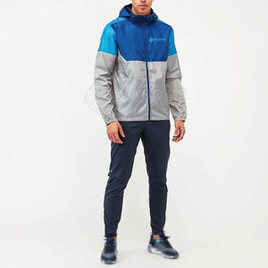 Veste coupe-vent élégante à capuche pour homme, tissu respirant et léger, coupe confortable, idéale pour les activités de plein air, les sports et l'entraînement - Product Image 4