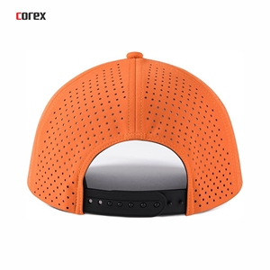 Casquette de baseball sportive unisexe 6 panneaux ajustée en maille respirante imperméable avec découpe laser et broderie 3D, idéale pour les activités de plein air et les voyages - Product Image 3