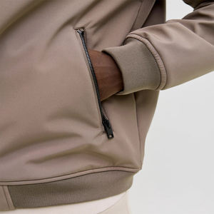 Men's Full Zipper Running Jacket Outdoor Water Repellent Softshell Winter Workwear Puffer Quilted Jackets Coat Streetwear OEM - Product Image 4