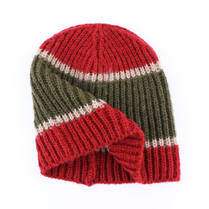 Gorro de Punto Acanalado con Bloques de Color Rojo y Verde, Gorro de Invierno Unisex Informal con Rayas en Contraste - Product Image 4