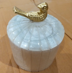 Handmade Resin Food Containers Metal Lid Knob Sealed <b>Coffee</b> Cans Grains Dried Fruit Honey Spice <b>Storage</b> <b>Jar</b> for Wedding <b>Storage</b> - Product Image 2