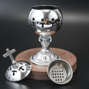 Brûleur d'encens artisanal en acier inoxydable avec couvercle en forme de croix et base perforée pour usage religieux, parfum d'intérieur, brûleur de Bakhoor - Product Image 5