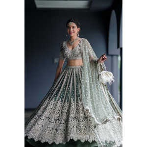 Vêtements indiens et pakistanais de fête Designer Dori & Sequence Work Lehenga Choli - Product Image 6