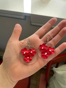 Pendientes de Resina con Flores Rojas Hechos a Mano, Pendientes Colgantes Circulares Modernos para el Día de San Valentín, Regalos Promocionales Novedosos - Product Image 4