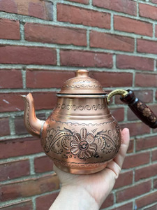 Hot Selling a Copper Teapot With Artistic Chasing and Engraving Copper Arabic Dallah for Restaurant Usage - Product Image 4