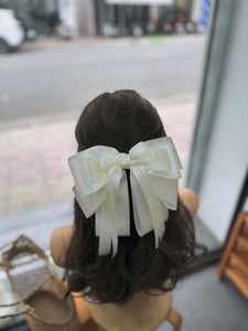 Colección de Moda: Diadema Elegante de 22cm con Lazo de Tela Hecho a Mano para Uso Diario, Accesorio para el Cabello de Gran Tamaño, OEM/ODM Disponible, Vietnam - Product Image 4