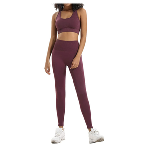 Conjunto de Yoga para Mujer de Alta Calidad, Sin Costuras, Sólido, Ecológico, Transpirable, de Spandex/Nylon, 2 Piezas, Superventas - Product Image 1