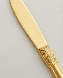 Ensemble de couverts élégants plaqués or avec des poignées ornées, couteau, fourchette, cuillère, ustensiles de table pour mariage - Product Image 2