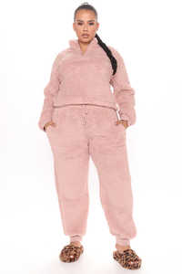 Conjunto de Sudadera con Capucha y Pantalones Acampanados con Pedrería para Mujer, Estilo Urbano Personalizado - Product Image 4