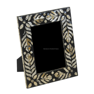 Elegante y Creativo Marco de Nácar Hecho a Mano con Incrustaciones de Concha y Acabado Brillante para Fotos de Tradebyd - Product Image 4