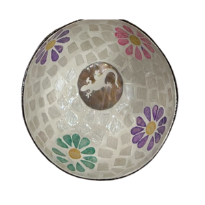 Vente en gros de bols en coquille de noix de coco gravés artisanalement, durables, uniques, polis, écologiques, de haute qualité - Product Image 2