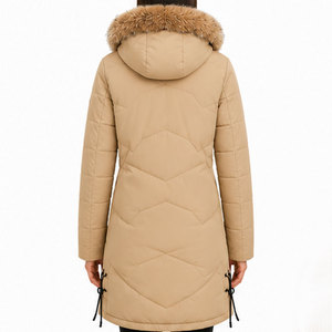 Parka d'hiver haut de gamme pour femme avec capuche à bordure en fausse fourrure et isolation épaisse pour une performance supérieure par temps froid - Product Image 2