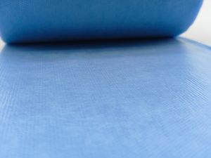 Tela Barrera Viral con Certificación ISO de 61 g/m² para Zonas Quirúrgicas Reforzadas - Product Image 3