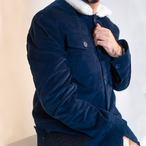 เสื้อแจ็คเก็ตเดนิมบุขนเชอร์ปาสำหรับผู้ชาย คอปกขนแกะ อุ่นสบายสำหรับฤดูหนาว ติดกระดุม สไตล์ลำลอง สตรีทแวร์ ขายส่ง หลายสี รับผลิตแบบ OEM - Product Image 3