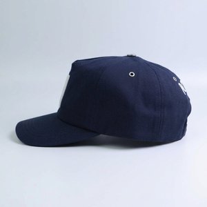Fabricante de Gorras de Béisbol de Algodón Personalizadas, Gorras Trucker con Malla y Logotipo, MOQ Bajo, Pedidos al Por Mayor para Marcas de Moda y Tiendas Online - Product Image 1