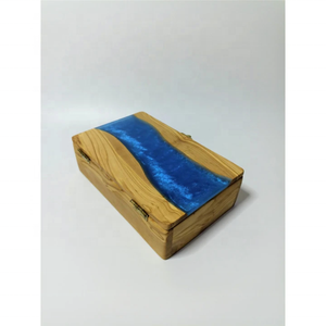 Boîte à bijoux décorative en résine pour l'artisanat Boîte à bijoux rectangulaire Love de style européen en résine époxy de haute qualité très vendue - Product Image 3