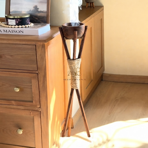 Quemador de incienso rústico de madera con cuenco de madera, diseño único de trípode con cuerda de yute, accesorio perfecto para la decoración del hogar. - Product Image 1