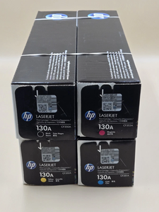 Juego de Cartuchos de Tóner Completos HP 130A CMYK Originales, Tamaño Estándar - Product Image 1