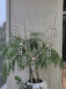 Collar de Diamantes Cultivados en Laboratorio, Corte Redondo, 0.95 Ct, Diseño de Múltiples Eslabones, Joyería Fina Contemporánea para Mujer - Product Image 4