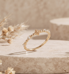 แหวนทอง 14k แบบมินิมอลประดับเพชรแบบปาเว่ สำหรับขายส่ง เหมาะสำหรับงานแต่งงานและงานปาร์ตี้ แหวนเรียบหรูสำหรับผู้หญิง - Product Image 4