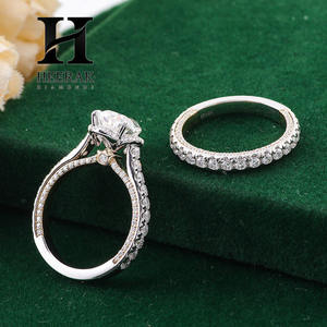 Anillo de compromiso de lujo con diamantes en forma de pera, conjunto de dos piezas, oro blanco, banda pavé con gran diamante redondo para mujer - Product Image 5