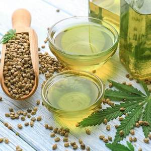 Huile de graines de chanvre biologique pressée à froid, huile hydratante naturelle pour le visage, le corps, les cheveux, utilisation en aromathérapie, vente en gros OEM - Product Image 3