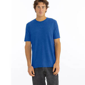 T-shirt à manches courtes ajusté de qualité supérieure pour homme Next Level Apparel, T-shirt décontracté basique ajusté pour femme à manches courtes - Product Image 1