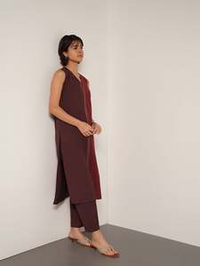 Magenta Brown Block <b>Henley</b> Neck Midi Dress Three Quarter <b>Sleeve</b> Loose Fit Cotton Bamboo Fabric Casual Wear All Set - Product Image 5