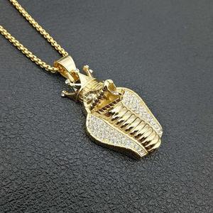 Collar con colgante de serpiente y medallón de corona de oro, accesorios de joyería personalizados para hombre, colgante de lujo - Product Image 5