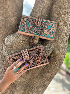 Nouveau Style occidental coloré en cuir usiné pochette femmes conçu sac à main vente chaude taille compacte en cuir usiné embrayages à la mode - Product Image 4