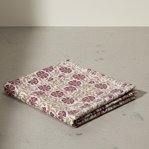 Tissu en coton imprimé de qualité supérieure, doux et respirant, style ethnique, utilisable en toutes saisons pour les vêtements, l'ameublement et les applications artisanales - Product Image 2