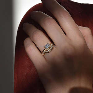 Anillo de Diamantes de Corte Esmeralda en Oro Amarillo Sólido de Lujo, Diseño Elegante, Anillo de Compromiso, Boda, Aniversario para Mujer, Joyería Fina - Product Image 2